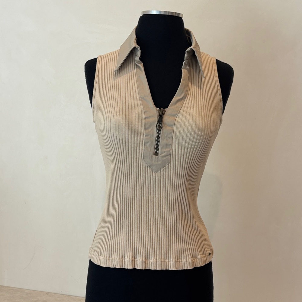 Morgan De Toi NWOT Paris Sleeveless Collared Top w/ Zipper & MO Logo Detail